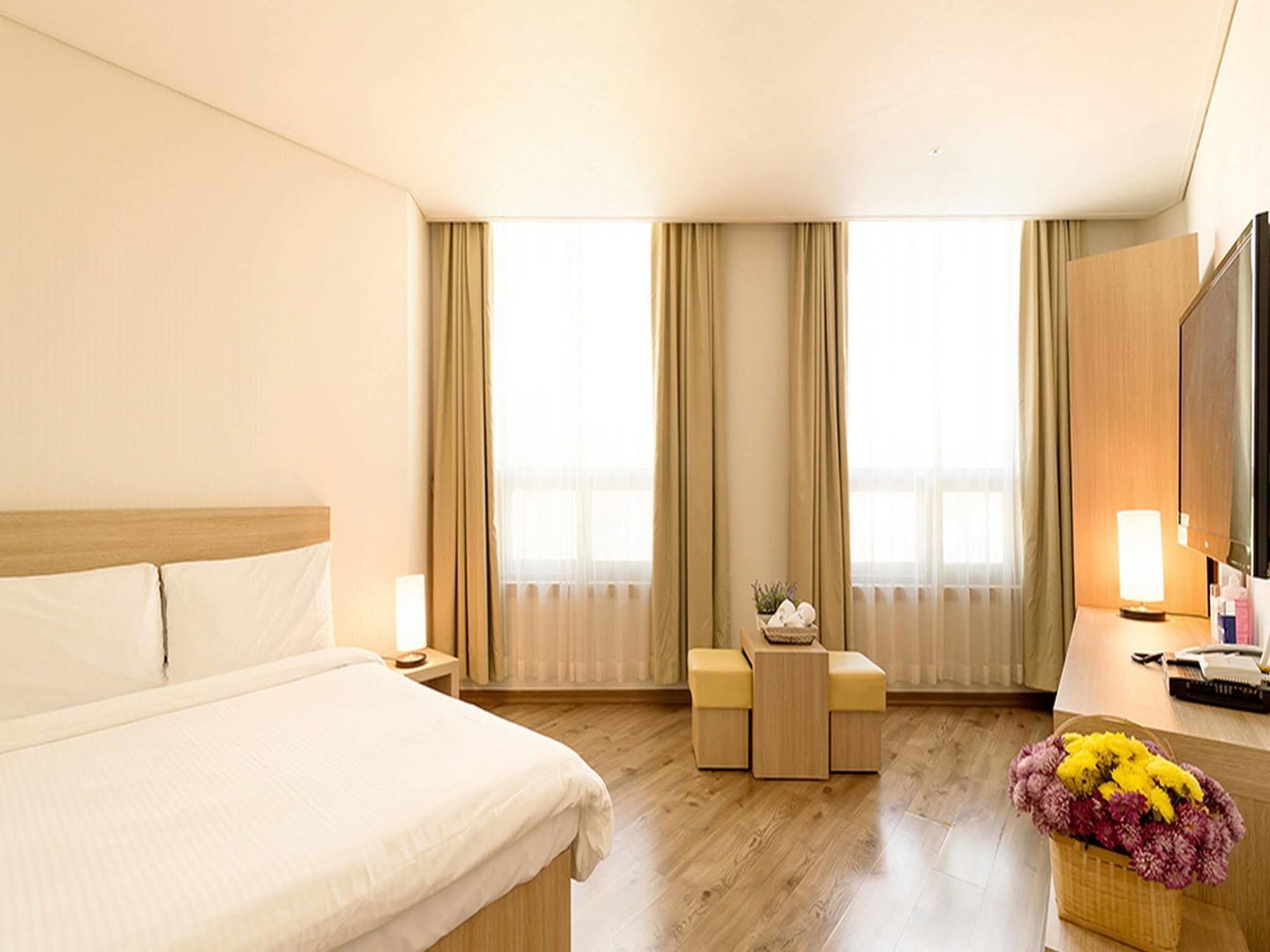 Elena Business Hotel Yeosu Luaran gambar