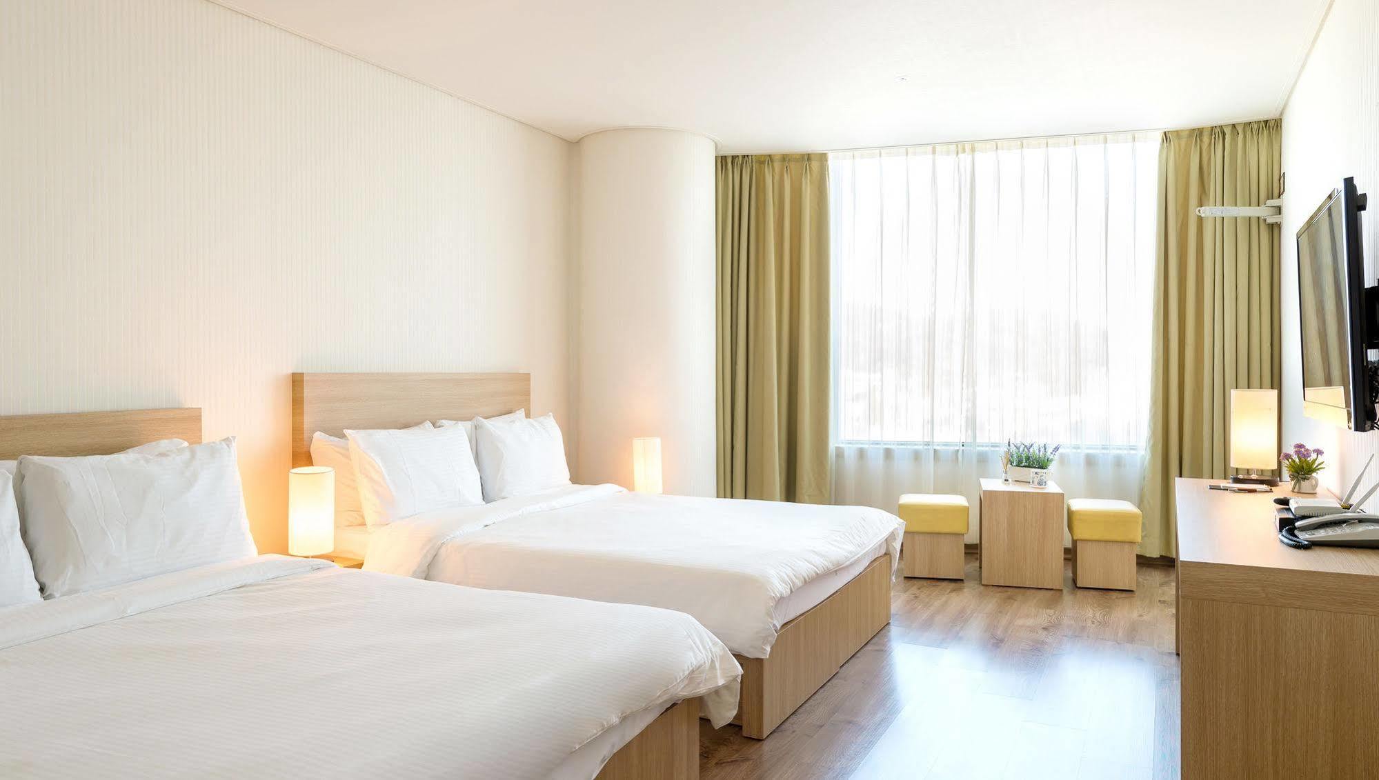 Elena Business Hotel Yeosu Luaran gambar